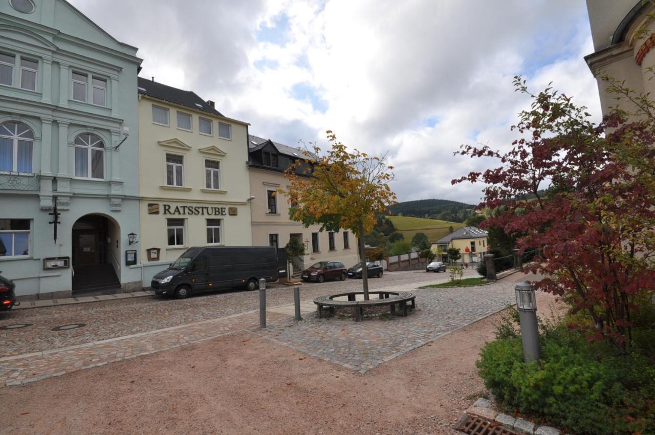 Ratskeller Hotel Carlsfeld Exterior photo
